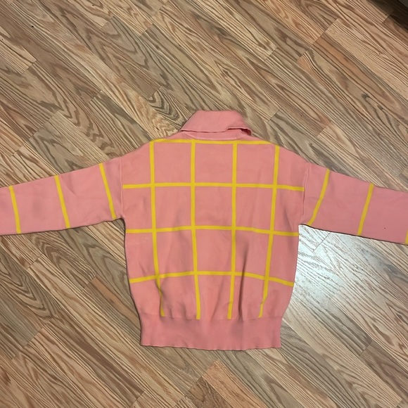 Vintage/ Retro style Pink Lily turtleneck sweater - Picture 3 of 4